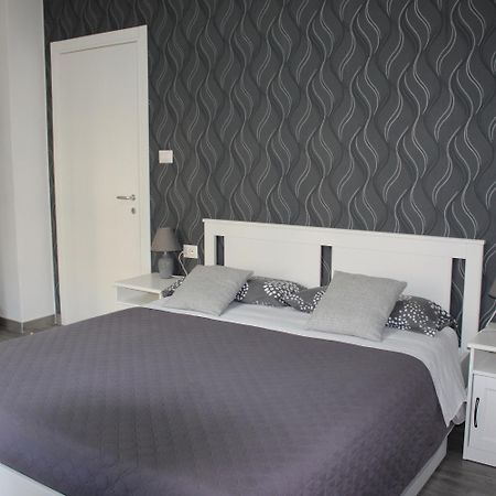 Chloe'S Rooms Cagliari Exteriör bild