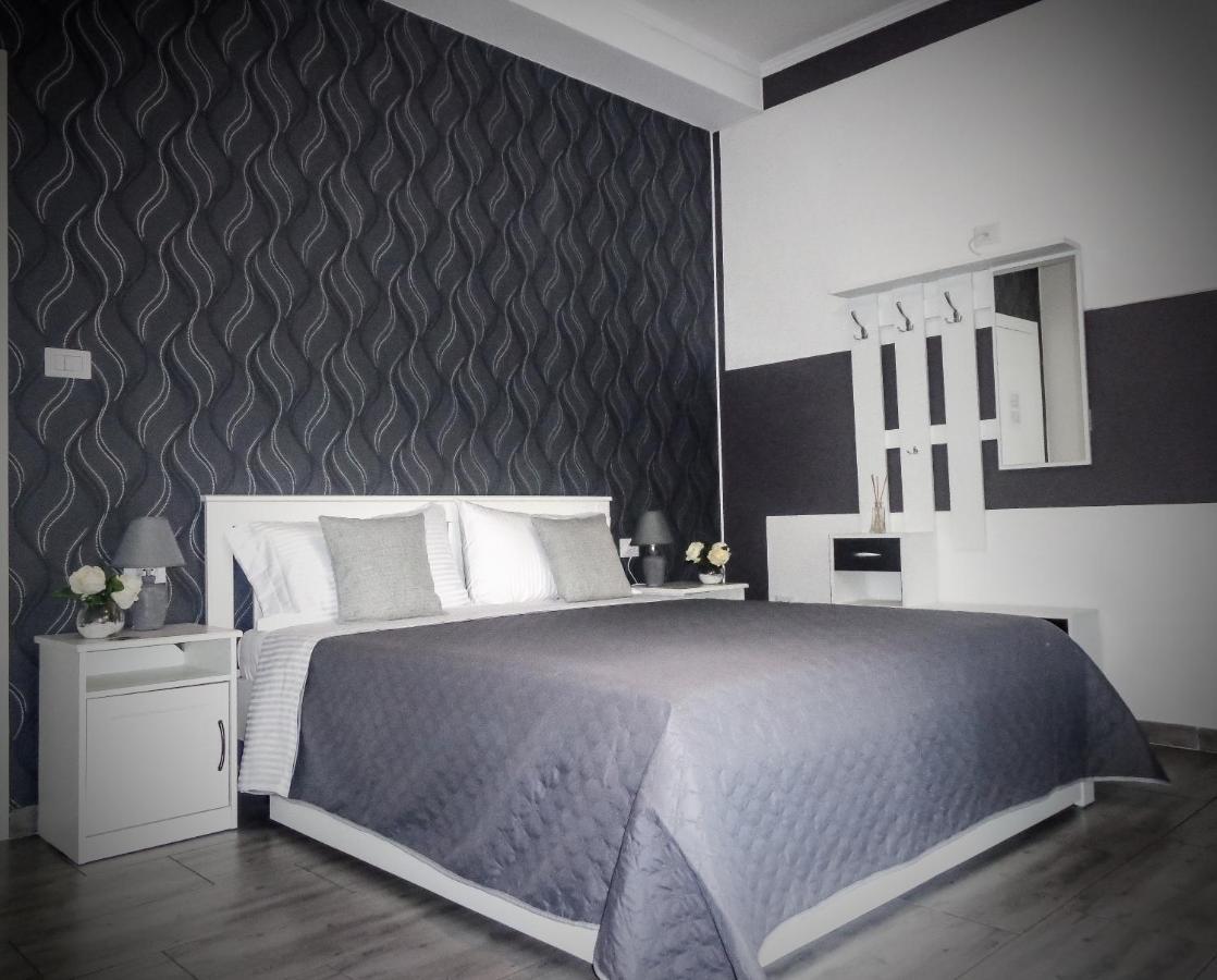 Chloe'S Rooms Cagliari Exteriör bild