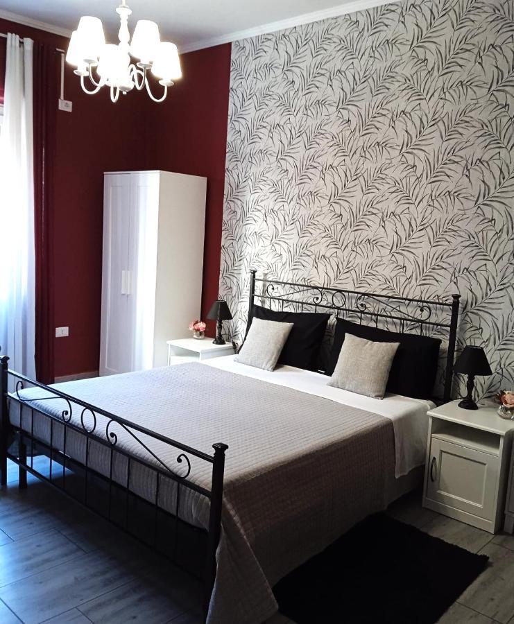 Chloe'S Rooms Cagliari Exteriör bild